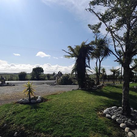 Sunset Accommodation Westport Bagian luar foto