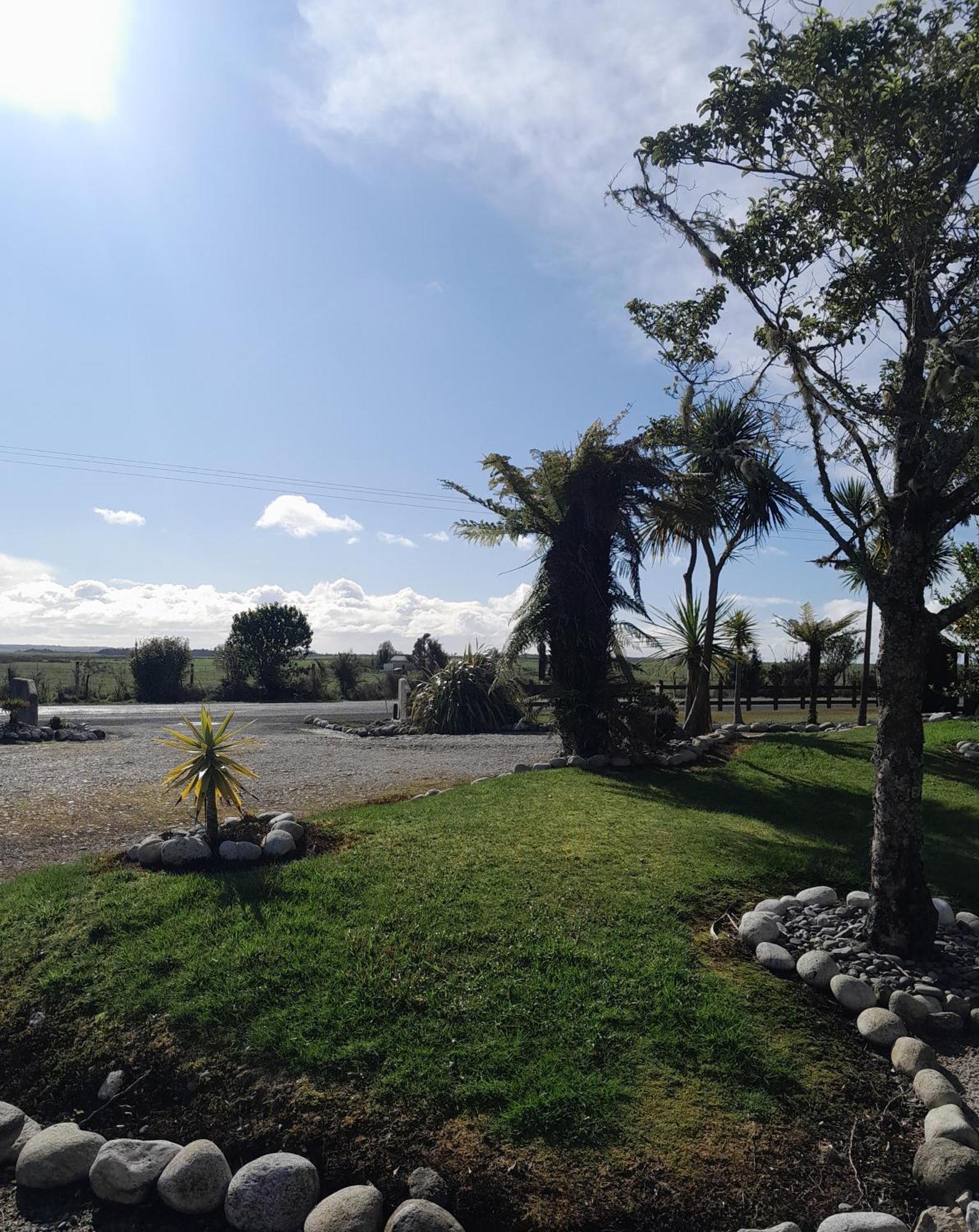 Sunset Accommodation Westport Bagian luar foto