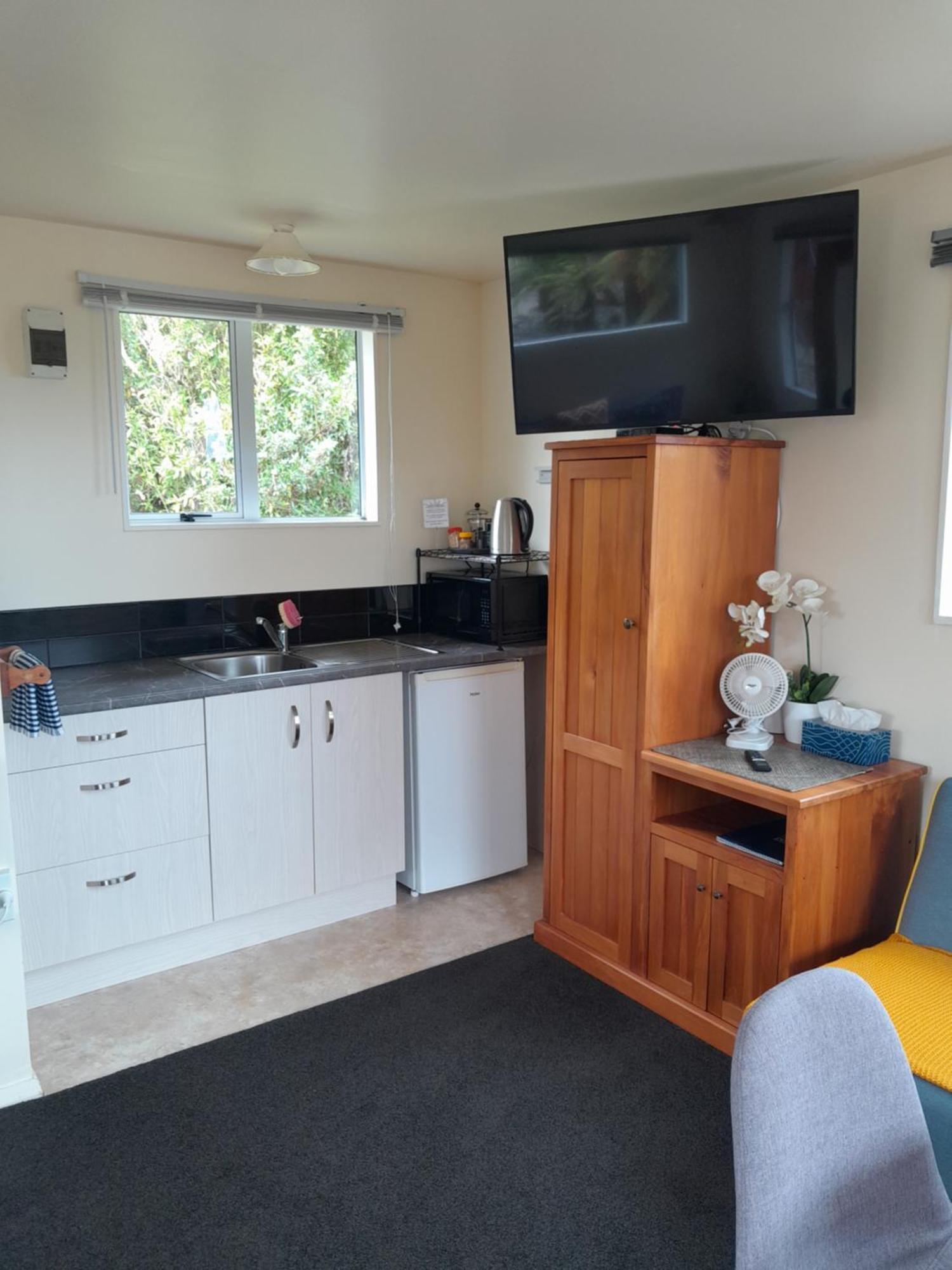 Sunset Accommodation Westport Bagian luar foto